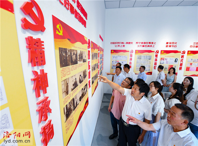 71ec3ab06550451e0f75405d1dcaf07b_00300348802_ca0763f8.jpg 71ec3ab06550451e0f75405d1dcaf07b_00300348802_ca0763f8.jpg